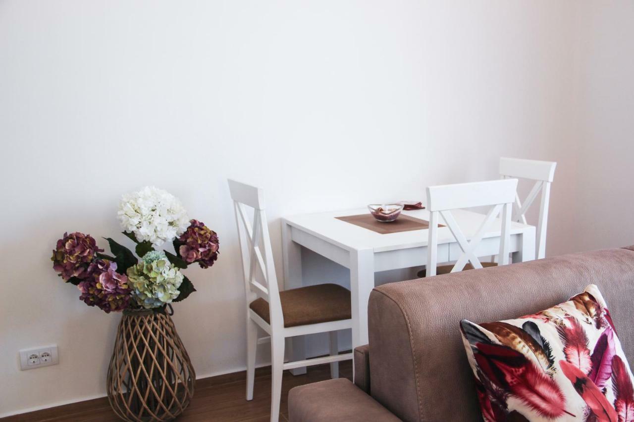 Apartments Tramonto Тиват Экстерьер фото