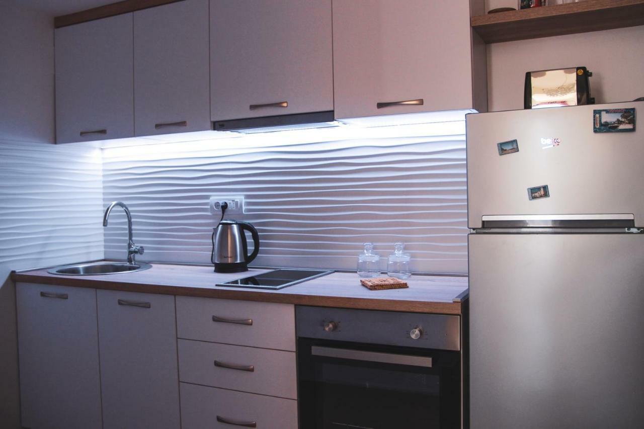 Apartments Tramonto Тиват Экстерьер фото
