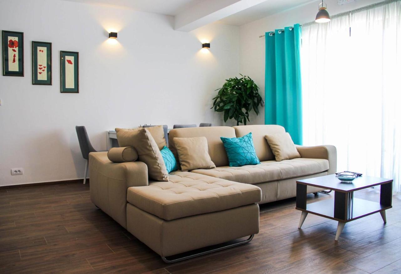 Apartments Tramonto Тиват Экстерьер фото